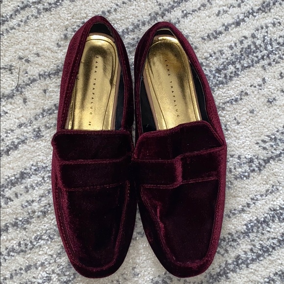 Zara Shoes - Zara velvet loafers